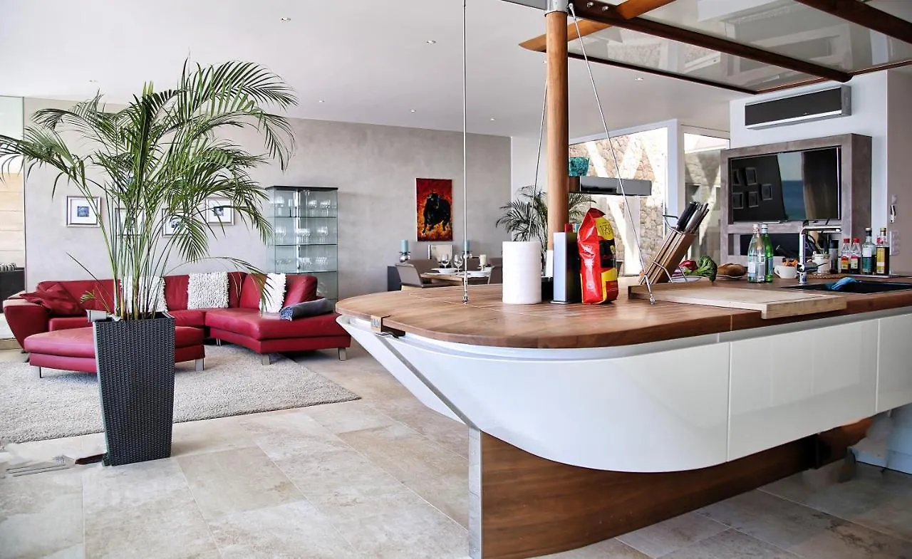 Villa Molinar Palma 0*,